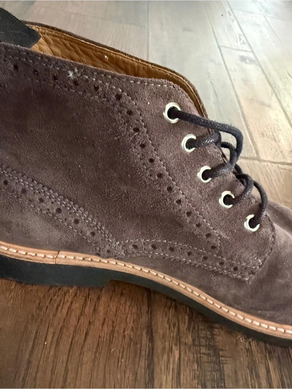N/A classic wingtip